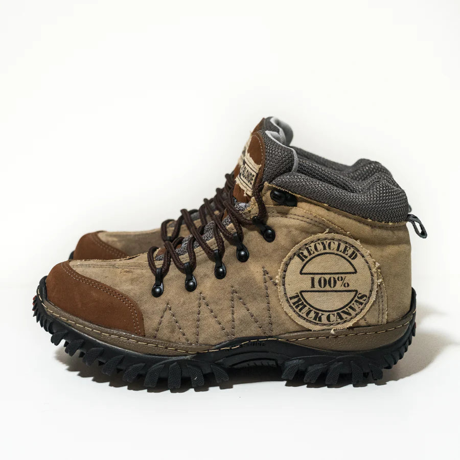 Afro Blonde Adventure Boots