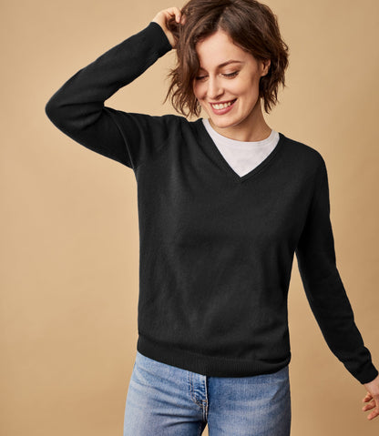 Cashmere & Merino V Neck Knitted Jumper - Black